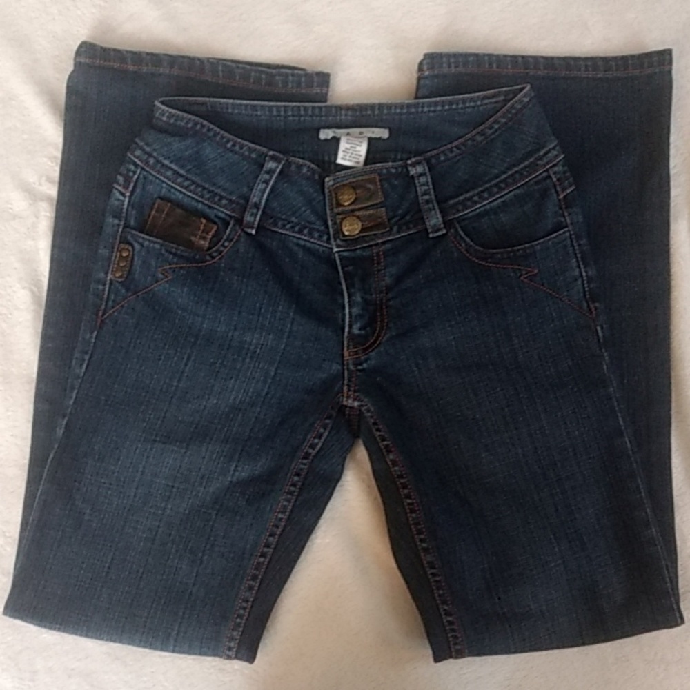 CAbi Contemporary Fit Bootcut Jeans Size 2